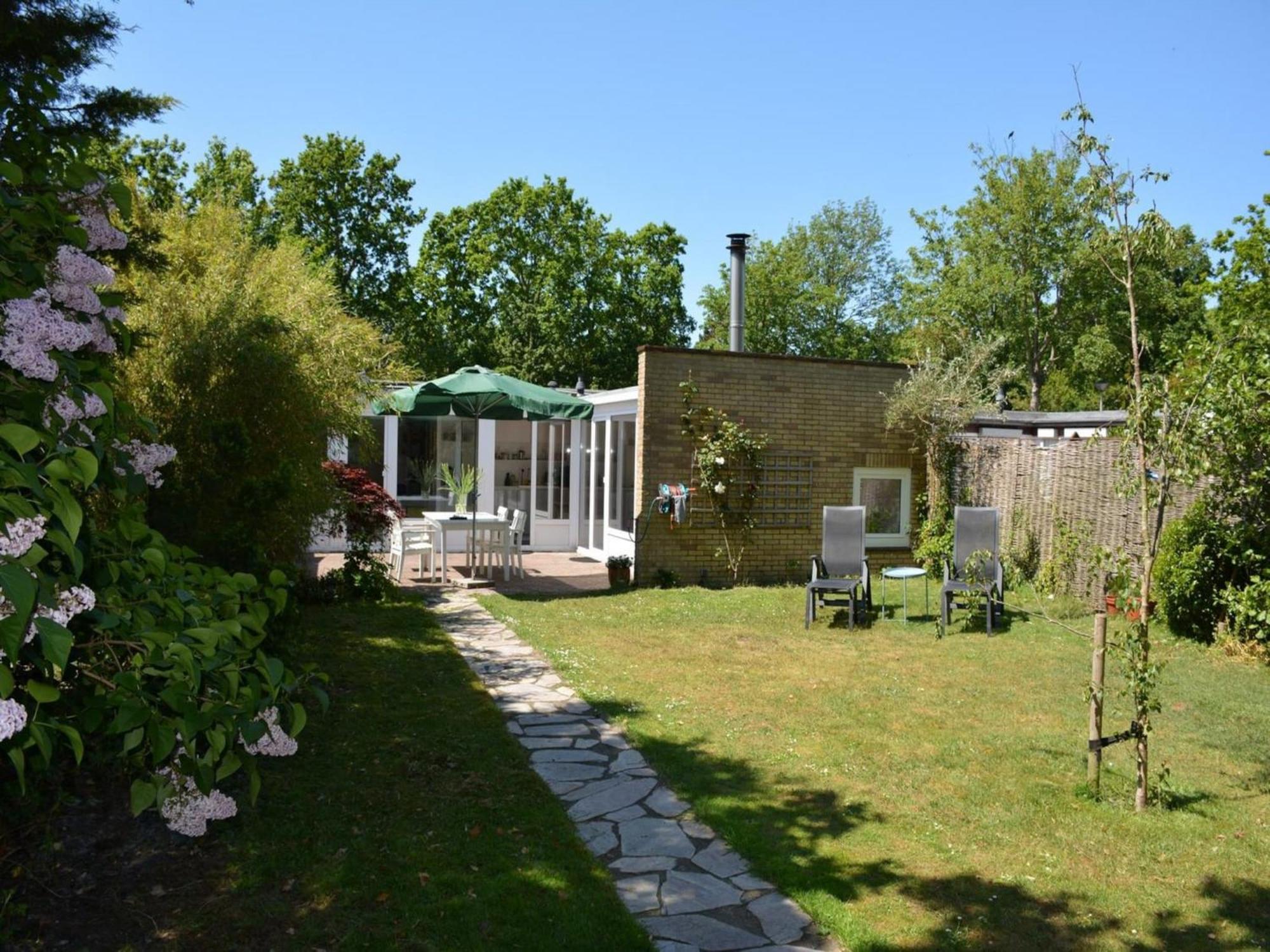 Gorgeous Bungalow For 2Pers At Duinland Sint Maartensvlotbrug 外观 照片
