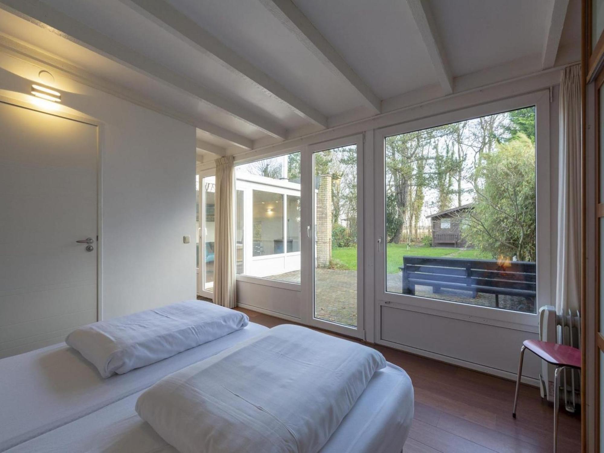 Gorgeous Bungalow For 2Pers At Duinland Sint Maartensvlotbrug 外观 照片